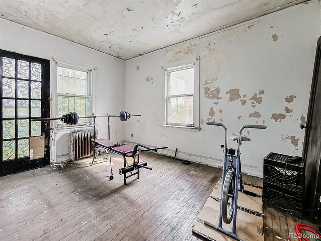 2654 Tuxedo Street, Detroit, MI 48206