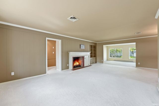5227 Indiana Avenue, Fort Wayne, IN 46807