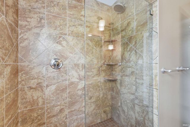 5227 Indiana Avenue, Fort Wayne, IN 46807