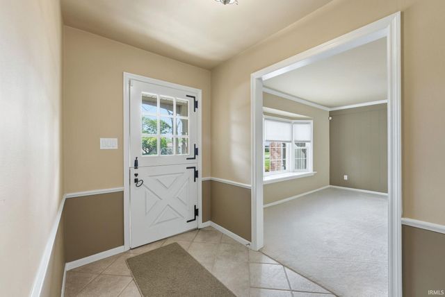 5227 Indiana Avenue, Fort Wayne, IN 46807
