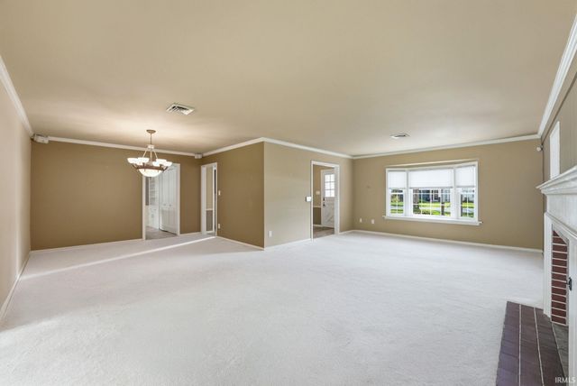 5227 Indiana Avenue, Fort Wayne, IN 46807