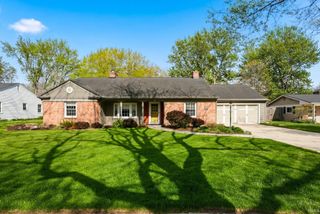 5227 Indiana Avenue, Fort Wayne, IN 46807