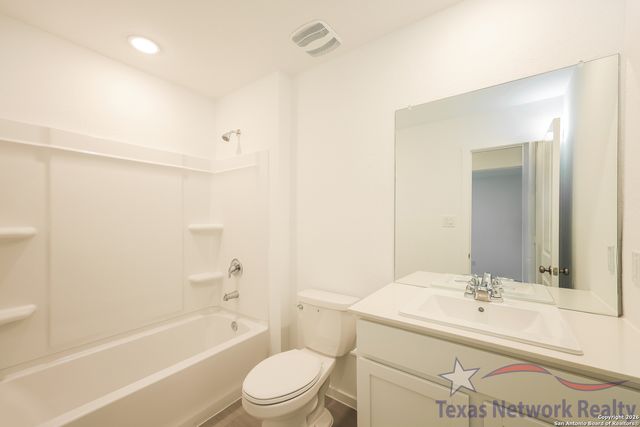 8523 Logan Sapphire, San Antonio, TX 78263