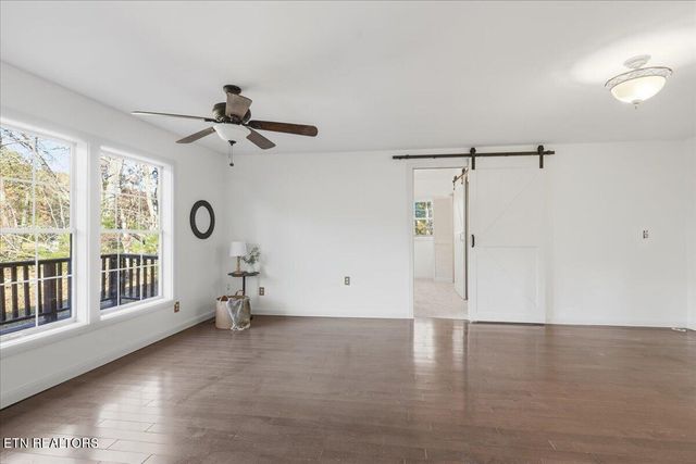 425 Laurel Lake Circle, Madisonville, TN 37354