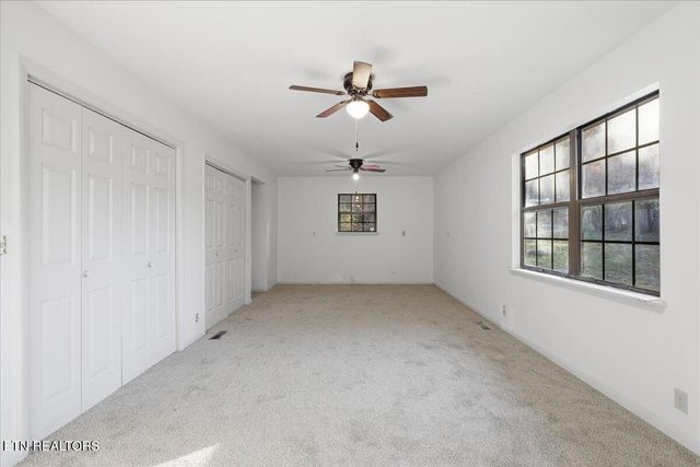 425 Laurel Lake Circle, Madisonville, TN 37354