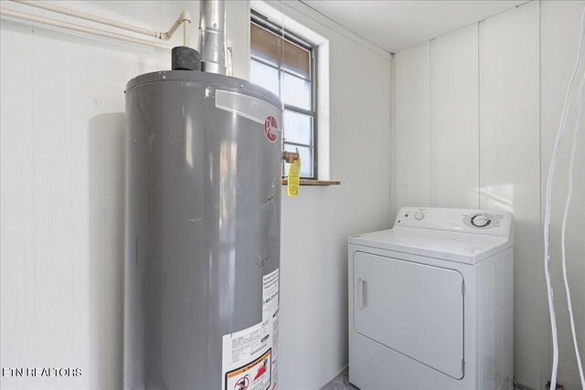 425 Laurel Lake Circle, Madisonville, TN 37354