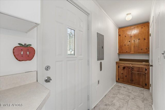 425 Laurel Lake Circle, Madisonville, TN 37354