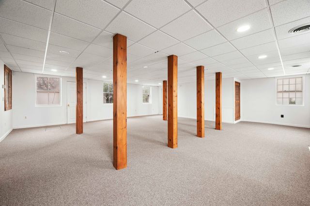 2425 Lafayette Road, Portsmouth, NH 03801