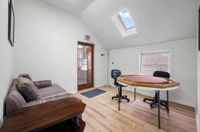 2425 Lafayette Road, Portsmouth, NH 03801