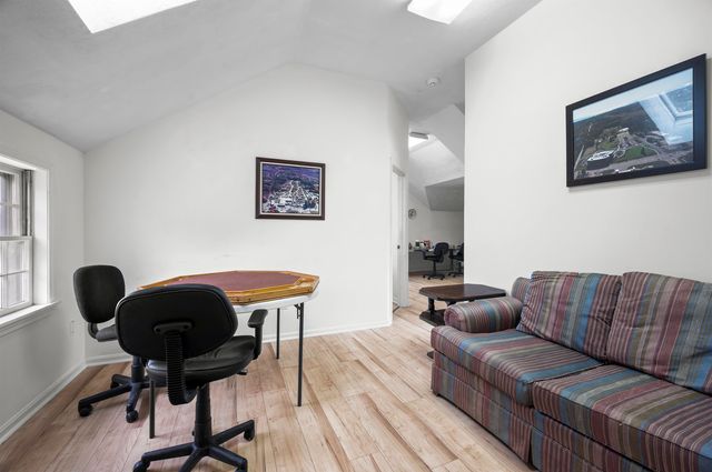 2425 Lafayette Road, Portsmouth, NH 03801