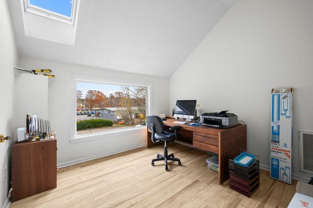 2425 Lafayette Road, Portsmouth, NH 03801