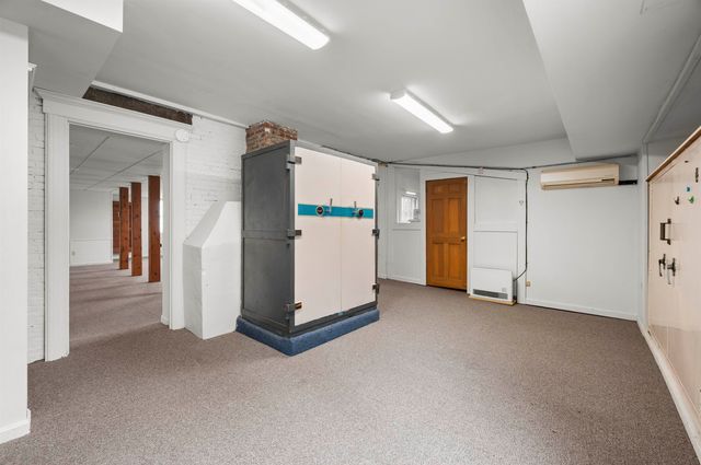 2425 Lafayette Road, Portsmouth, NH 03801