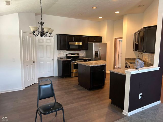 5202 Alpine Violet Way, Indianapolis, IN 46254