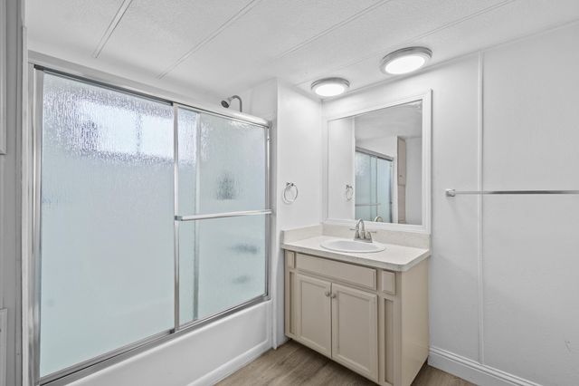 720 E Worth Avenue 153, Porterville, CA 93257