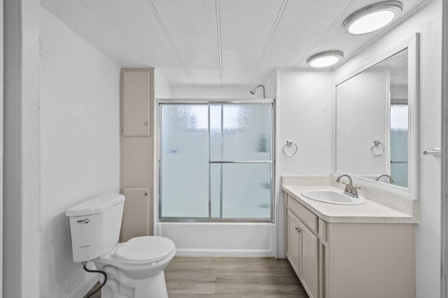 720 E Worth Avenue 153, Porterville, CA 93257