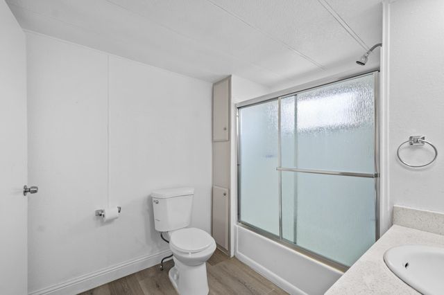 720 E Worth Avenue 153, Porterville, CA 93257