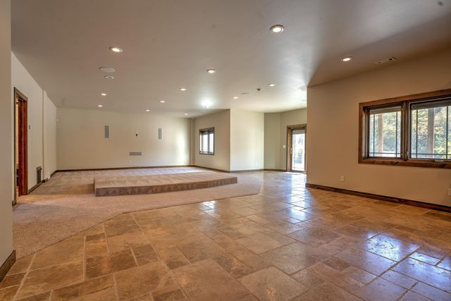 1409 Golden Valley Lane, Minot, ND 58703