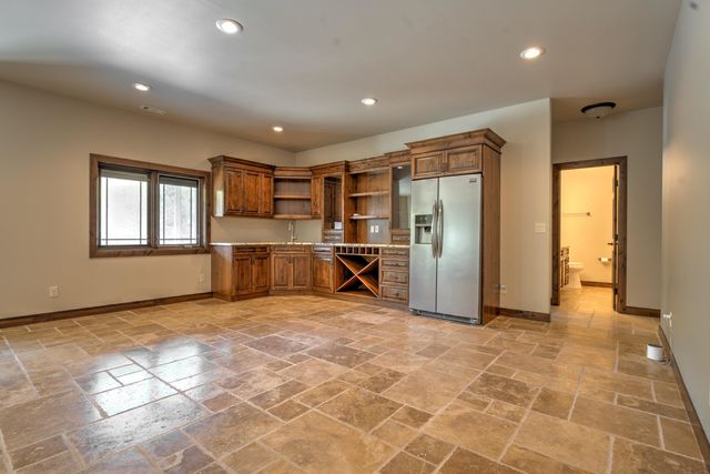 1409 Golden Valley Lane, Minot, ND 58703