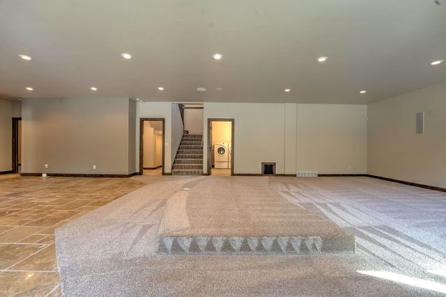 1409 Golden Valley Lane, Minot, ND 58703