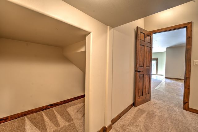 1409 Golden Valley Lane, Minot, ND 58703