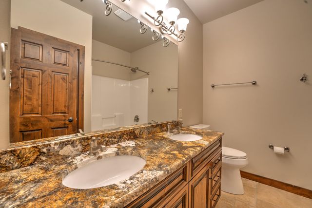 1409 Golden Valley Lane, Minot, ND 58703