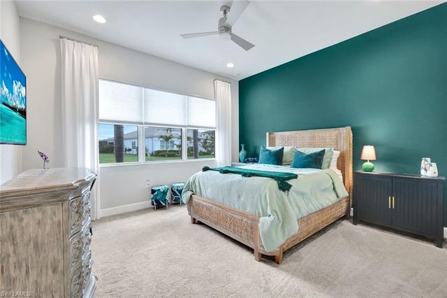 11628 Periwinkle DR, Naples, FL 34120