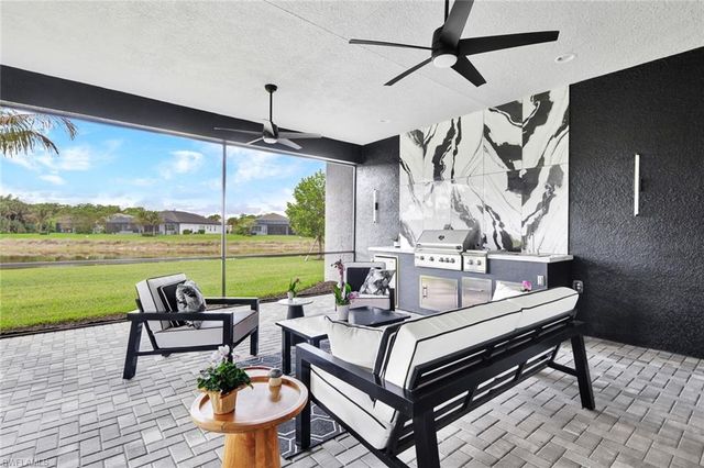 11628 Periwinkle DR, Naples, FL 34120