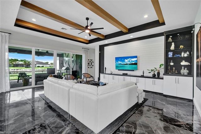 11628 Periwinkle DR, Naples, FL 34120