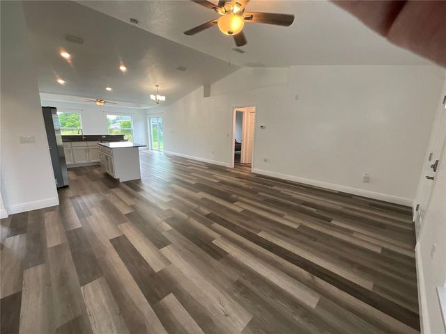 211 LOCUST PASS COURSE, Ocala, FL 34472