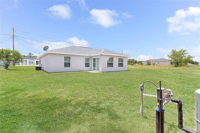 211 LOCUST PASS COURSE, Ocala, FL 34472