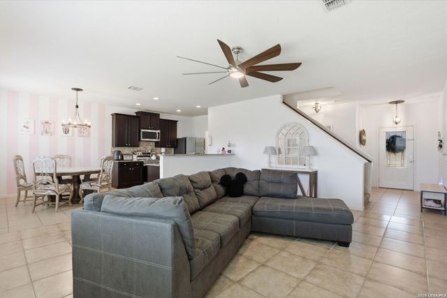 11916 Luckey Falls, San Antonio, TX 78252