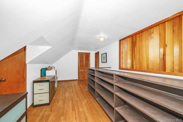 65 5th Street, Garden City Park, NY 11040
