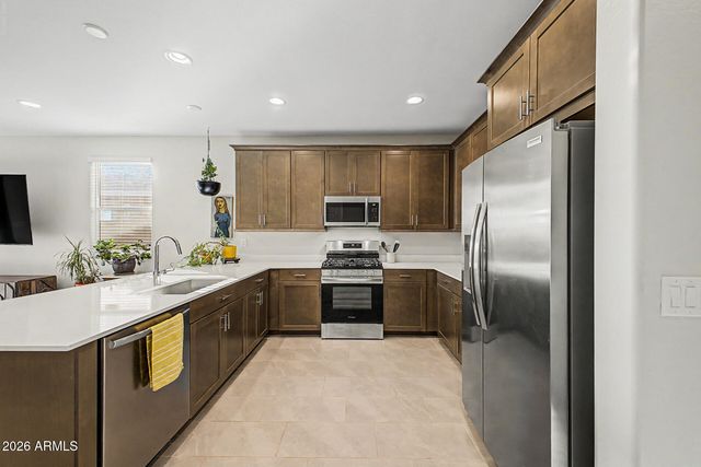 17345 W SMOKETREE Drive, Surprise, AZ 85387