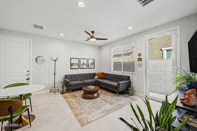 17345 W SMOKETREE Drive, Surprise, AZ 85387