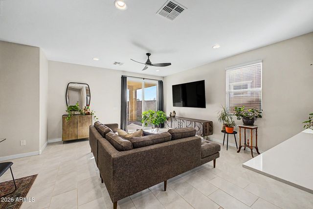 17345 W SMOKETREE Drive, Surprise, AZ 85387