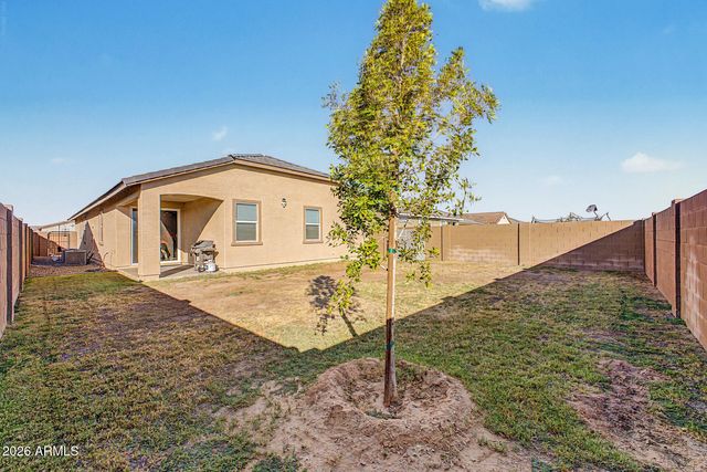 17345 W SMOKETREE Drive, Surprise, AZ 85387
