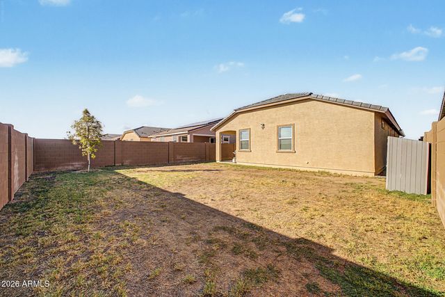 17345 W SMOKETREE Drive, Surprise, AZ 85387