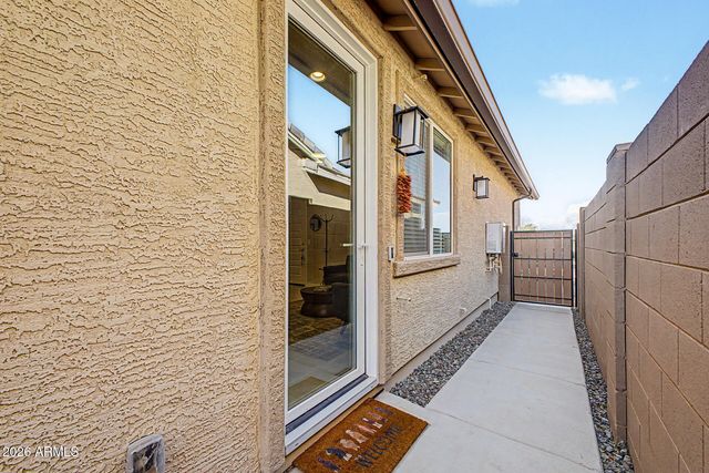 17345 W SMOKETREE Drive, Surprise, AZ 85387
