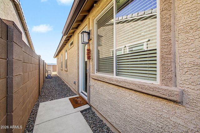 17345 W SMOKETREE Drive, Surprise, AZ 85387
