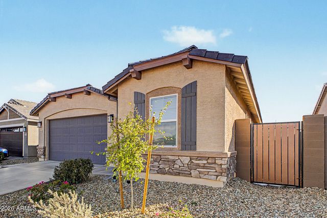 17345 W SMOKETREE Drive, Surprise, AZ 85387