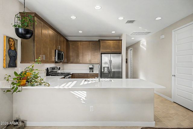 17345 W SMOKETREE Drive, Surprise, AZ 85387