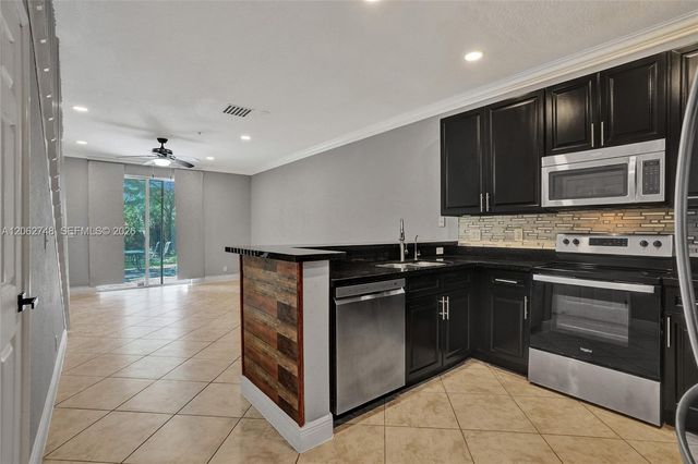 3612 NW 13th Street, Lauderhill, FL 33311