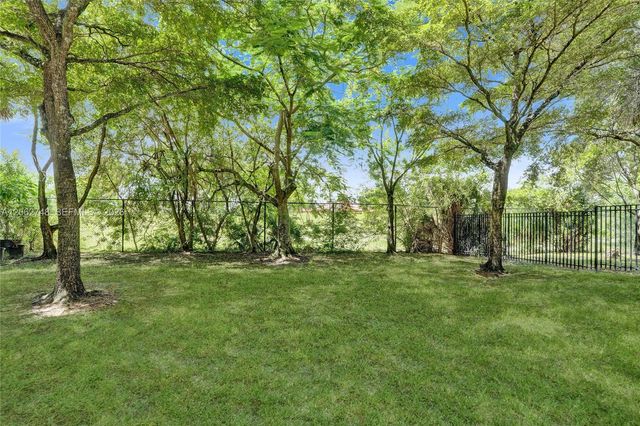3612 NW 13th Street, Lauderhill, FL 33311