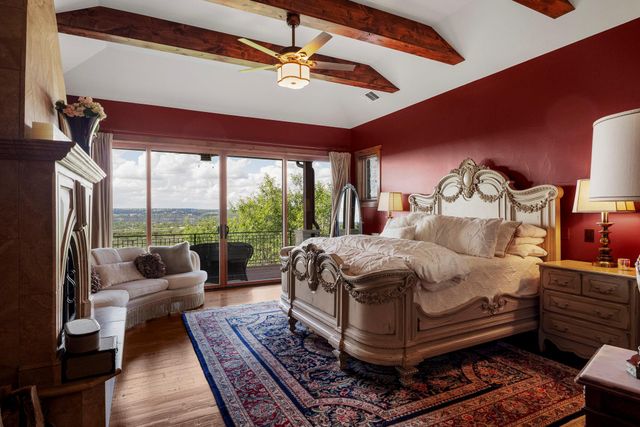9200 Stallion DR, Austin, TX 78733