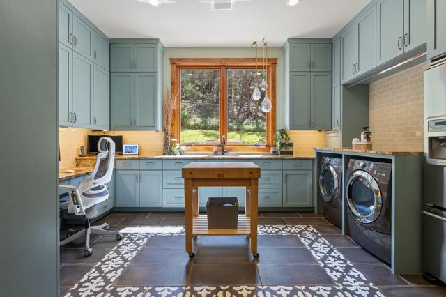 9200 Stallion DR, Austin, TX 78733