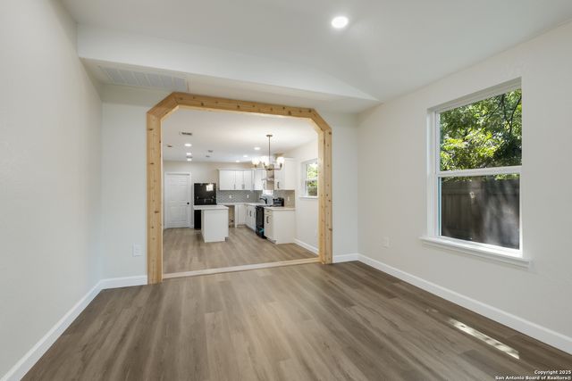 1918 Brunswick, San Antonio, TX 78211