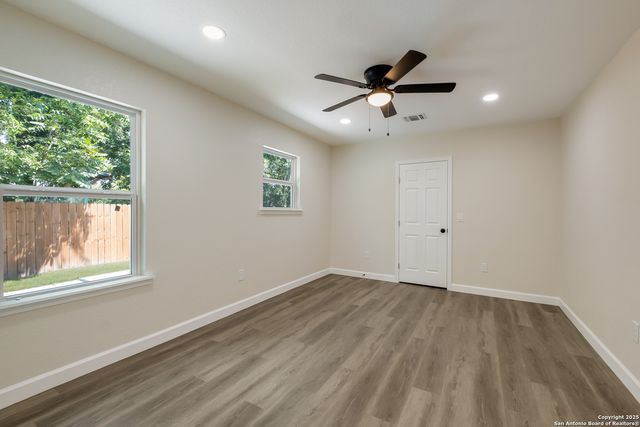 1918 Brunswick, San Antonio, TX 78211