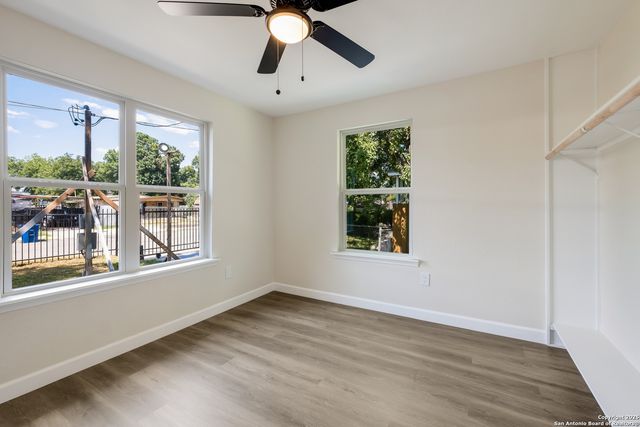 1918 Brunswick, San Antonio, TX 78211