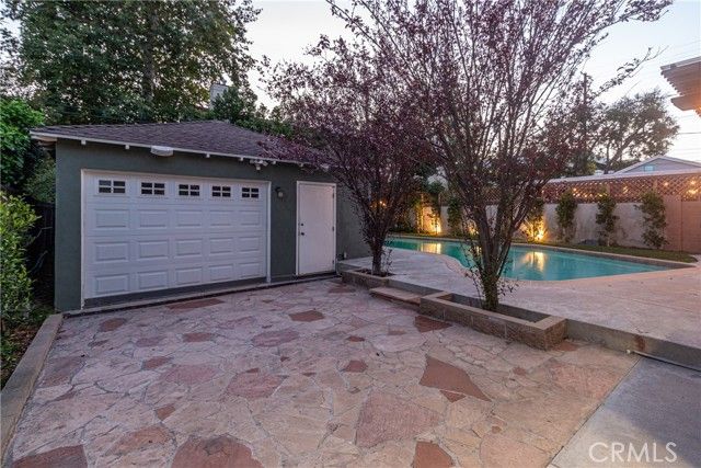 409 S Lamer, Burbank, CA 91506