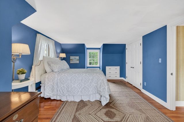 9 Stratford Rd, Andover, MA 01810